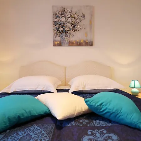 Apartment Lipa *